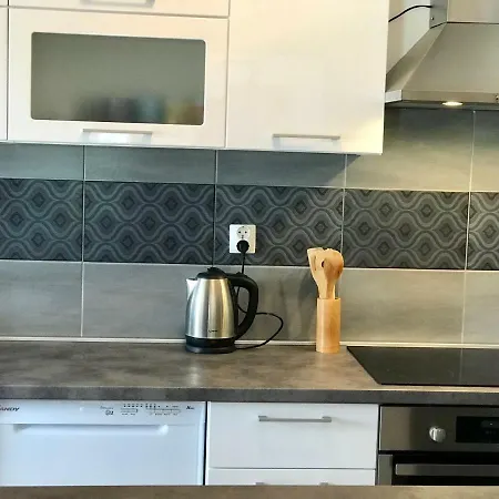 Apartment Jomarko - Spacious Apartment For 6 In Trogir * トロギール