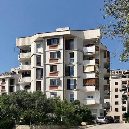 公寓 Apartment Jomarko - Spacious Apartment For 6 In Trogir